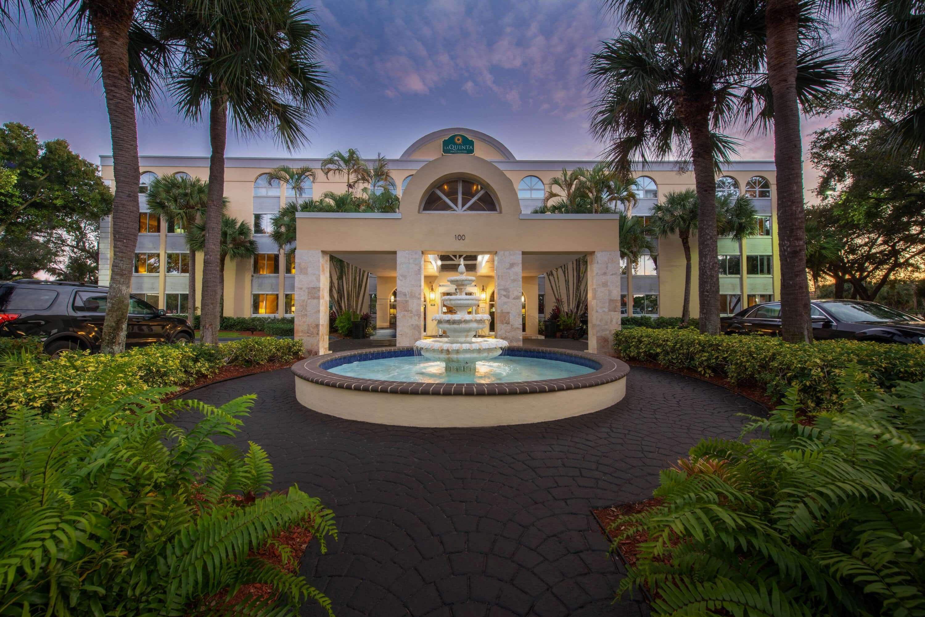 La Quinta I-95 Deerfield Beach - Next To The Home Depot & Behind The Wawa Exterior photo